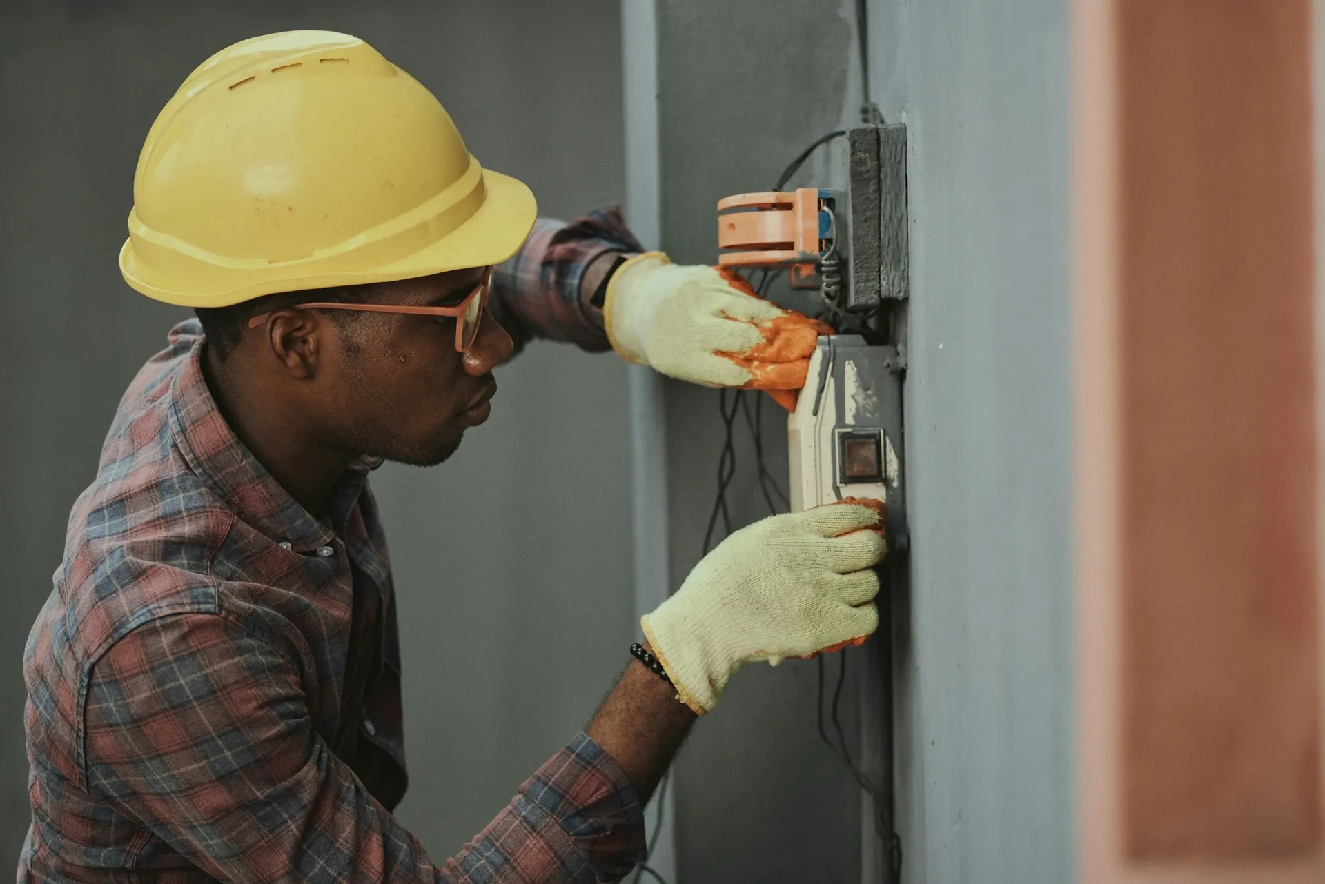 Accidents du travail — équipe et prévention sur chantier